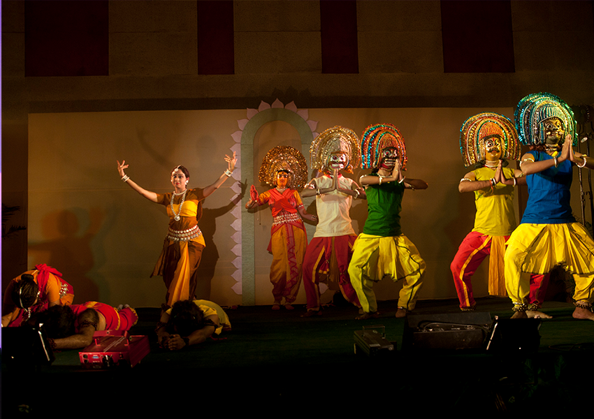 Choreographies