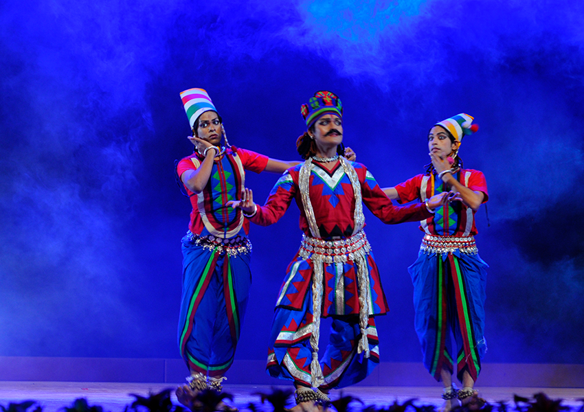 Choreographies