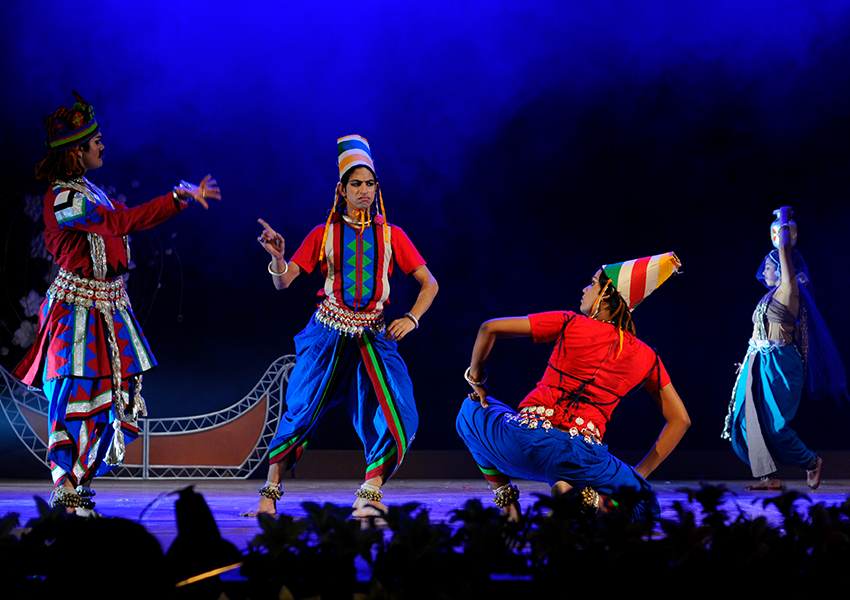 Choreographies