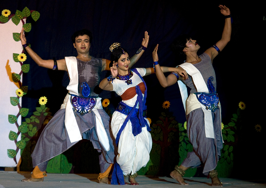Choreographies