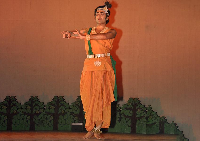 Choreographies