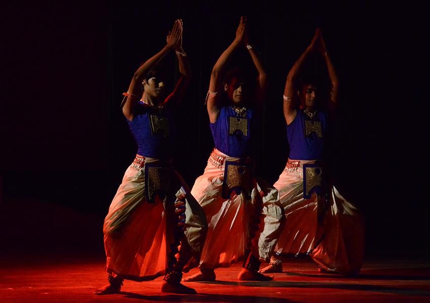 Choreographies