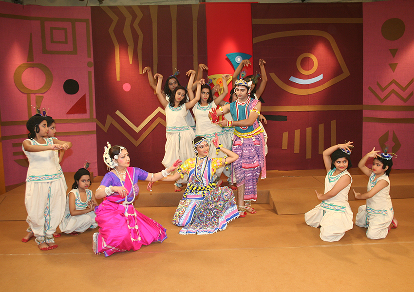 Choreographies