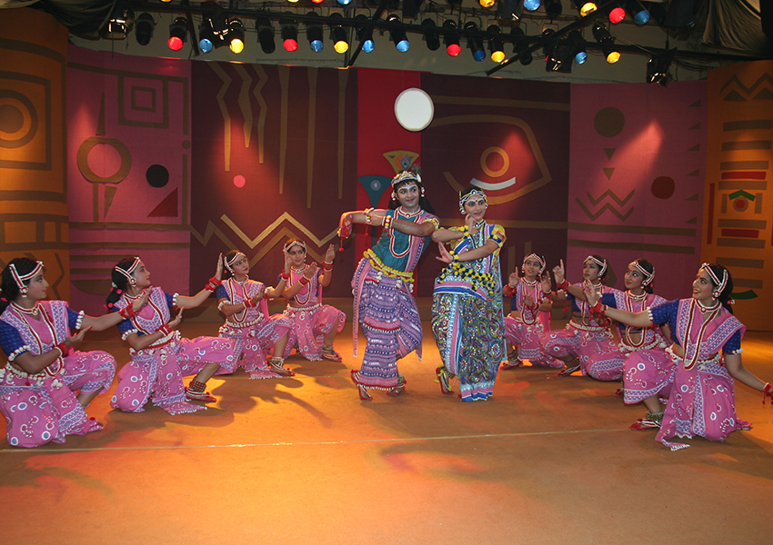 Choreographies