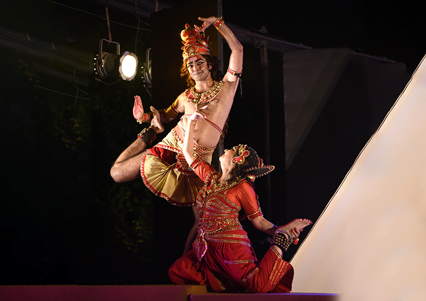 Choreographies