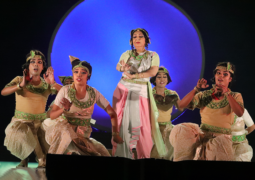Choreographies