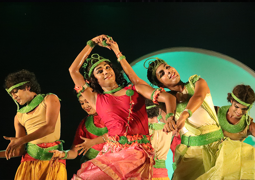 Choreographies