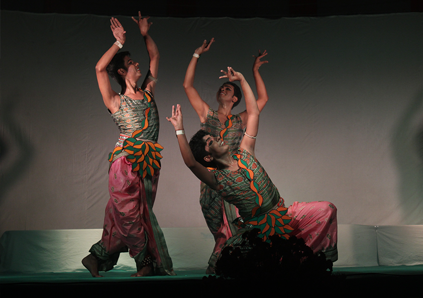 Choreographies