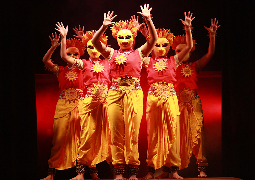 Choreographies