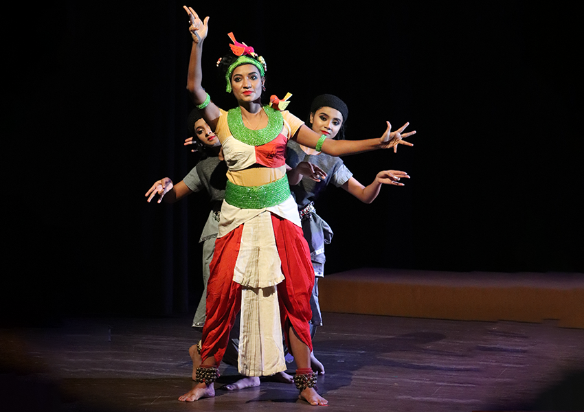 Choreographies