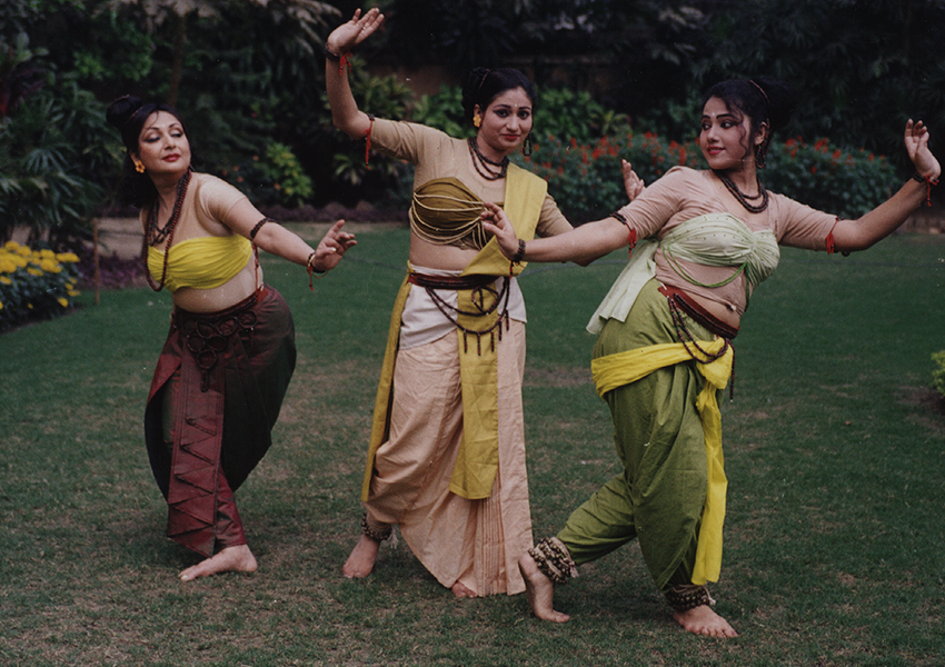 Choreographies