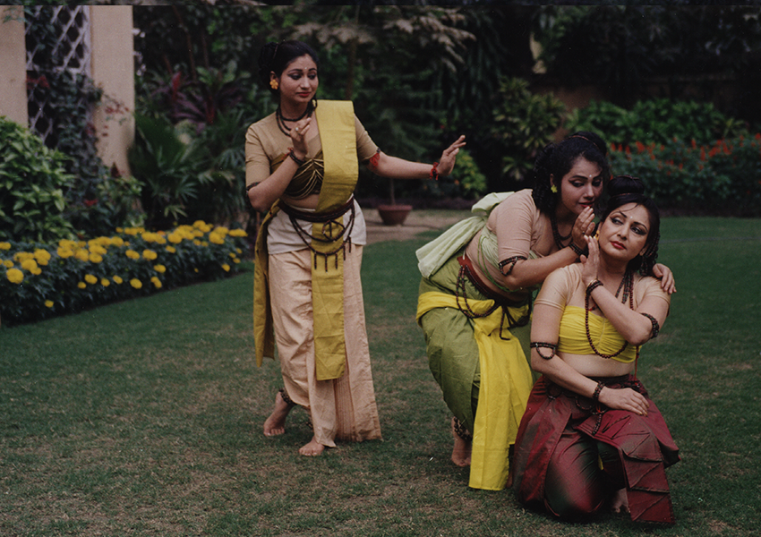Choreographies
