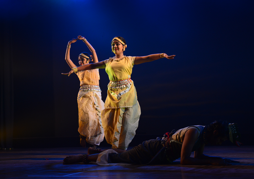 Choreographies