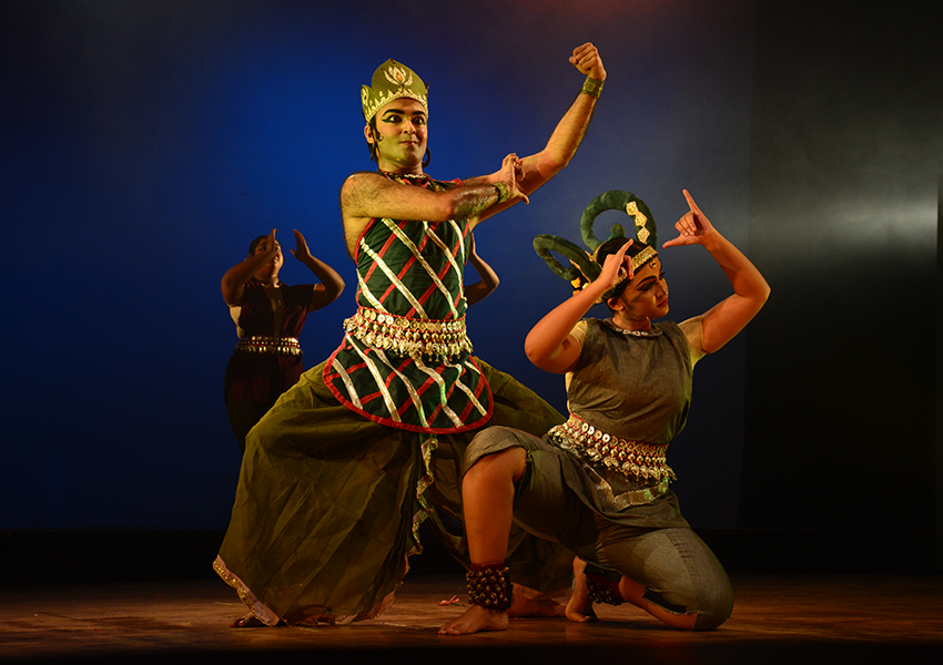 Choreographies